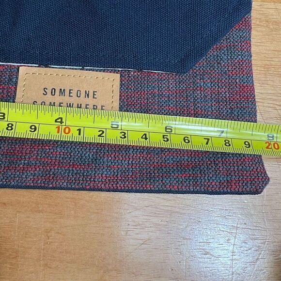 Delta One Someone Somewhere Toiletry Pouch Made By Artisan Communities in Mexico - Picture 5 of 7